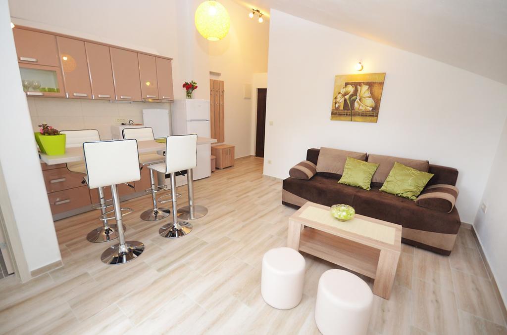 Apartmani Mizdrak Котор Экстерьер фото